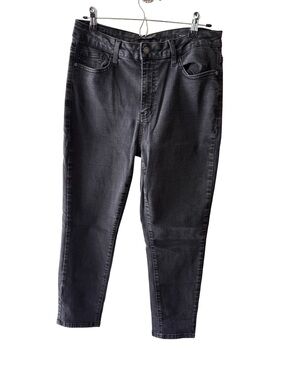 Judy Blue boyfriend jeans washed black size 11/30 excellent condition
